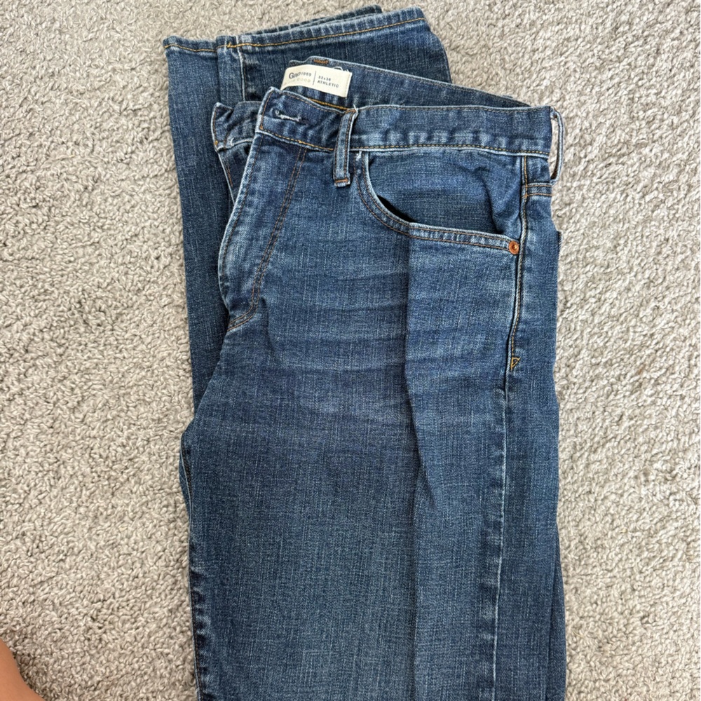 GAP Men’s Straight Leg Blue Jeans